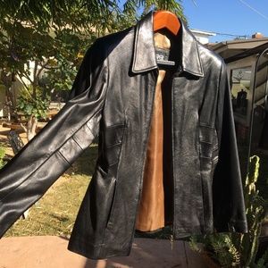 Kasper black leather jacket medium M
